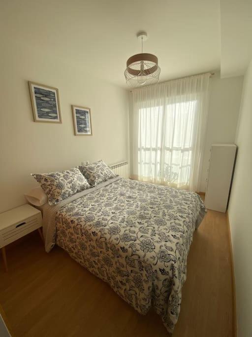Apartamento A Pie De Playa La Pepa Burela Bagian luar foto